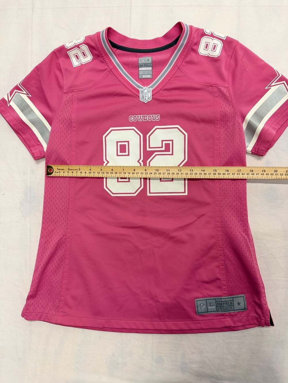 NFL Dallas Cowboys Jason Witten 82 Pink Breast Cancer Awareness Jersey Size L - Picture 3 of 8